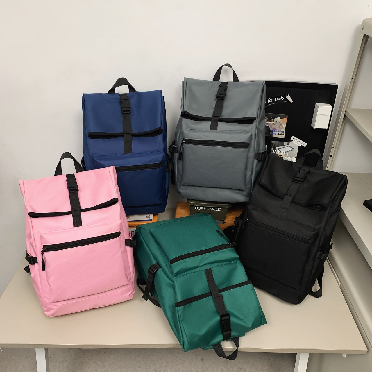 Multifunktionaler Rucksack mit Praktischem Rolltop-Verschluss Brehn