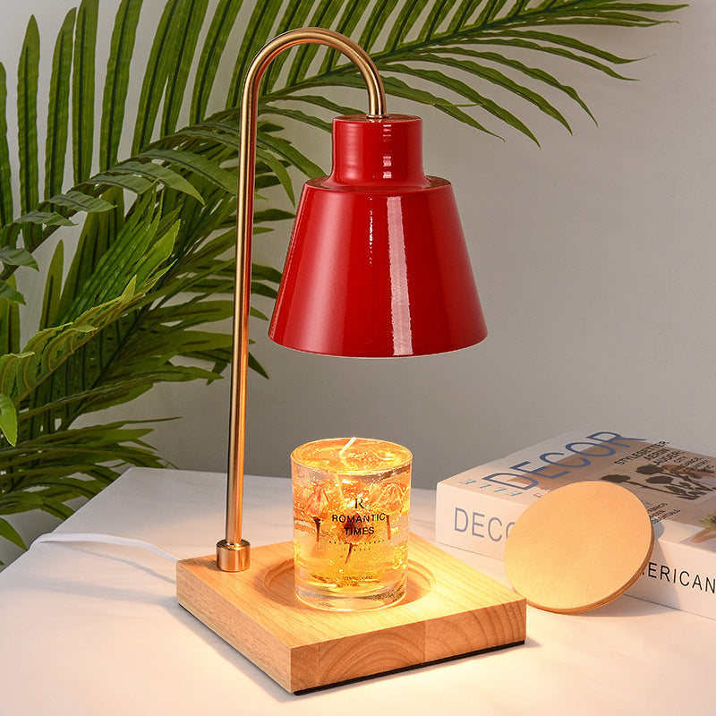 Moderne Schreibtischlampe mit Holzsockel