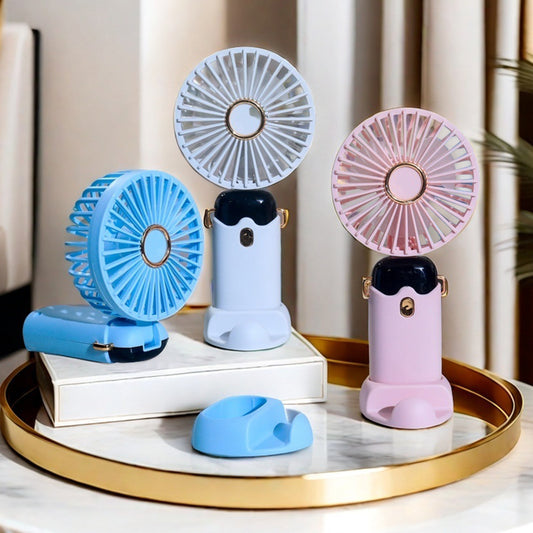 Damen Tragbarer Handventilator mit Integrierter Sprühfunktion und USB-Ladeoption Brehn
