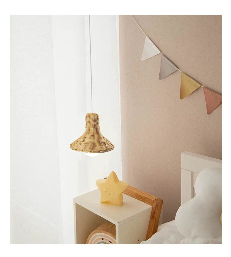Handgefertigte Hängelampe aus Naturmaterial Brehn