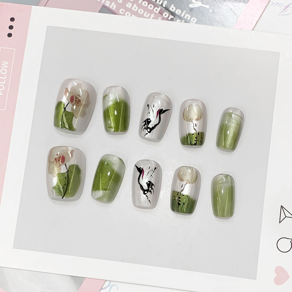 Kunstvolle Nail Art mit floralen Designs Brehn