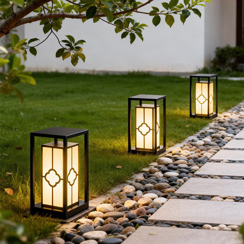 Japanisch inspiriertes LED-Außenlaterne mit Holzrahmen Brehn