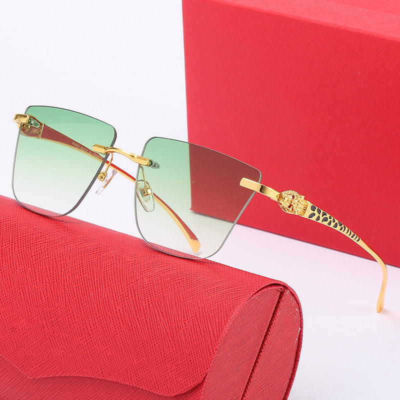 Damen Geometrische Sonnenbrille mit elegantem goldfarbenen Detail Brehn
