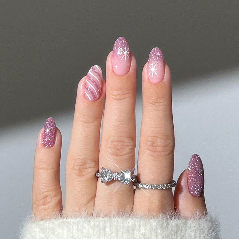 Kreatives Nagel-Kunstset mit Glitter- und Ornamentverzierungen Brehn