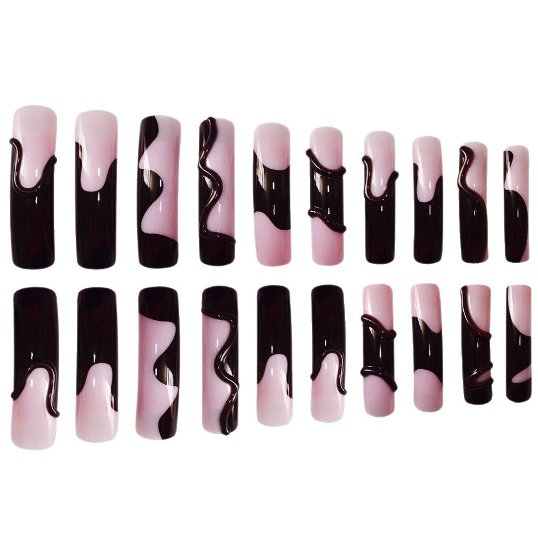 Künstlerische Acryl-Nagelverlängerungen Brehn