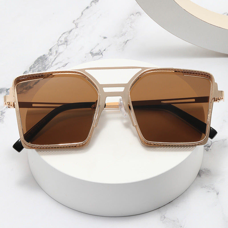 Damen Oversized-Sonnenbrille mit luxuriösem Design und geometrischem Rahmen Brehn