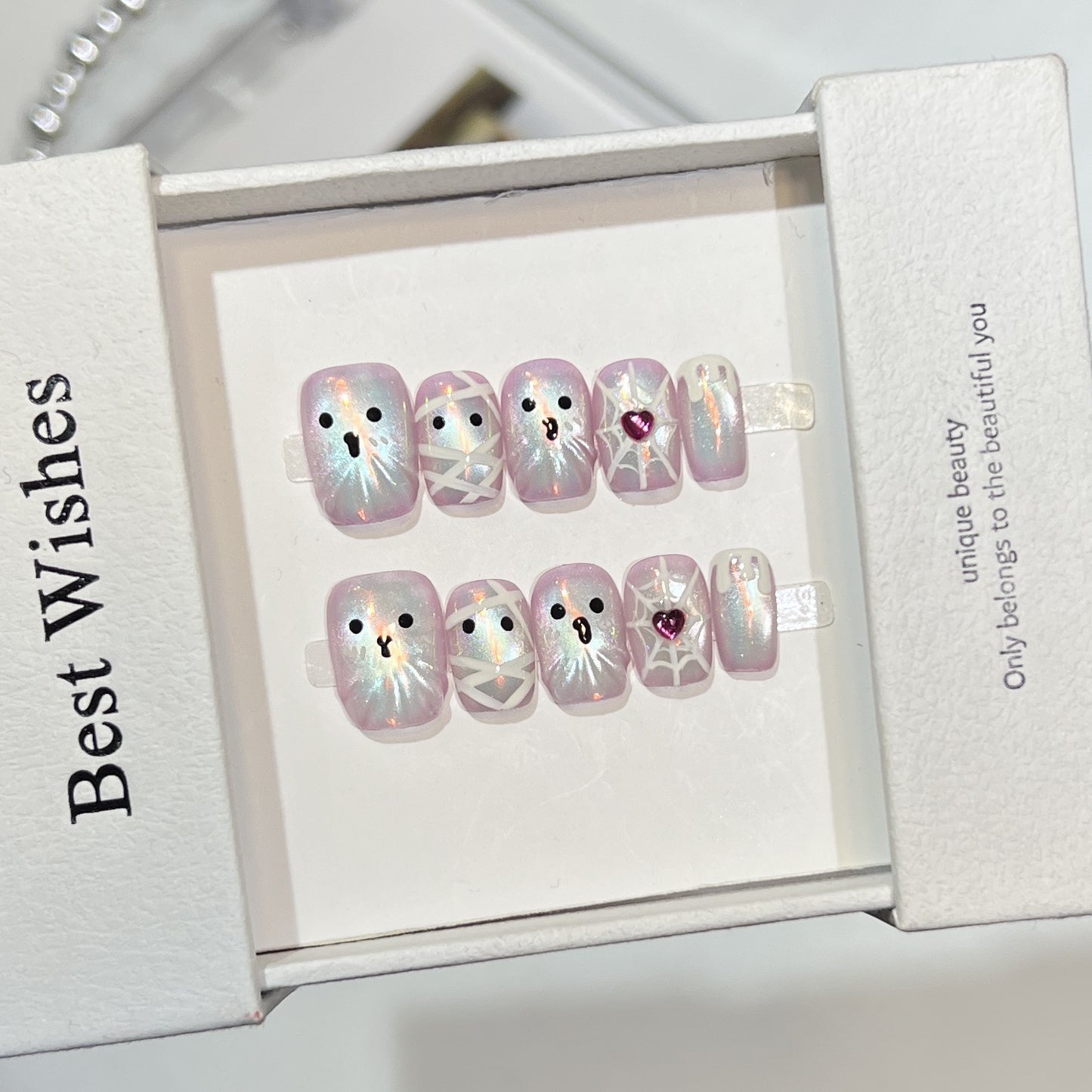 Verspielte Charaktere Press-On Nagelset Brehn