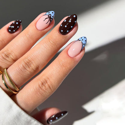 Künstlerisches Gel-Nagelkunst-Design Brehn