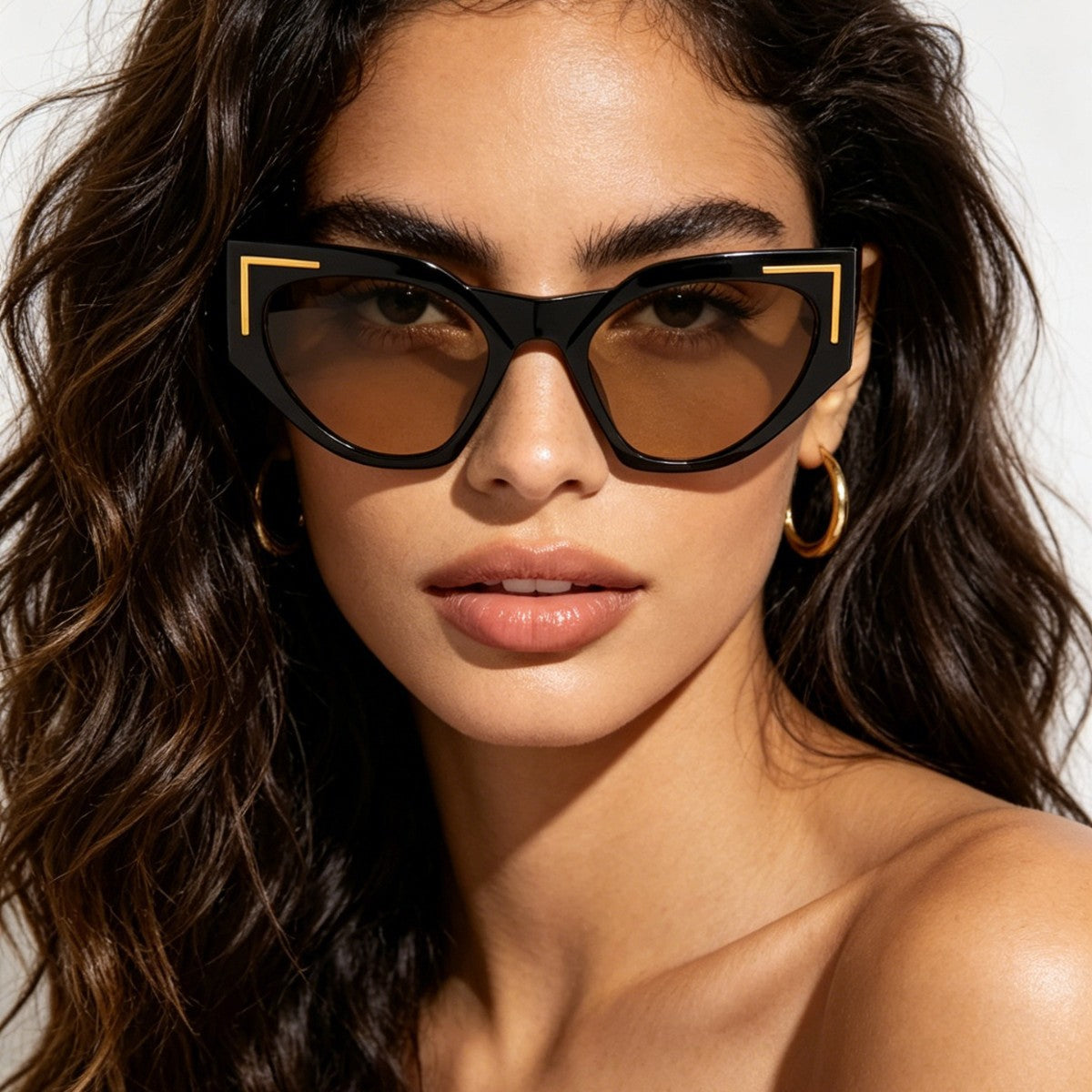 Damen kreative Cat-Eye Sonnenbrille mit transparentem Rahmen und braunen Gläsern Brehn
