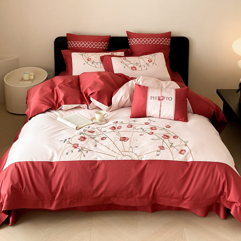 Luxuriöses gesticktes Bettwäsche-Set aus Baumwollsatin mit Rosenmotiv