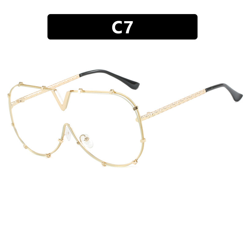 Damen oversized Schutzbrille im futuristischen Design Brehn