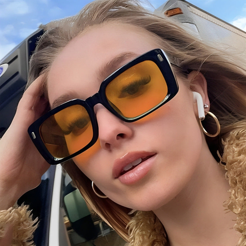 Damen Modische quadratische Sonnenbrille mit mattem Gestell und UV-Schutz Brehn