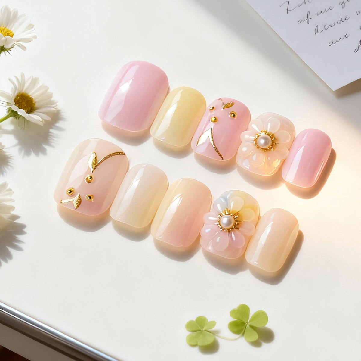 Blumenmuster Press-On Nagelkunstset mit Perlenverzierungen Brehn