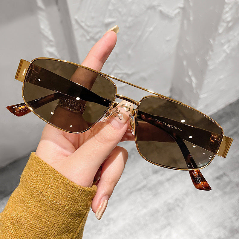 Damen Sportliche Sonnenbrille mit polarisierendem Gläser und elegantem Metallrahmen Brehn
