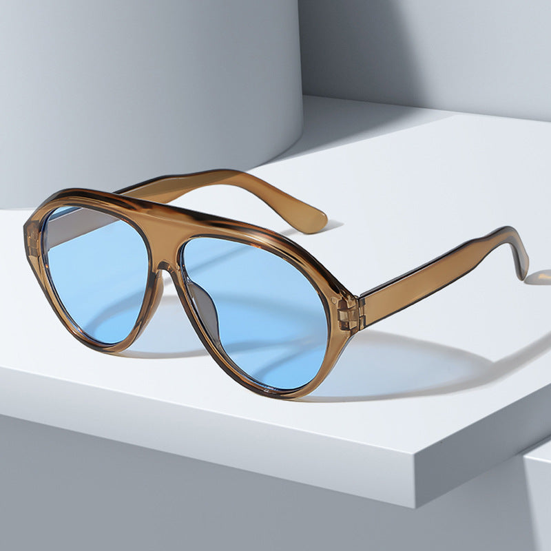 Trendsetzende Übergroße Retro Sonnenbrille Brehn