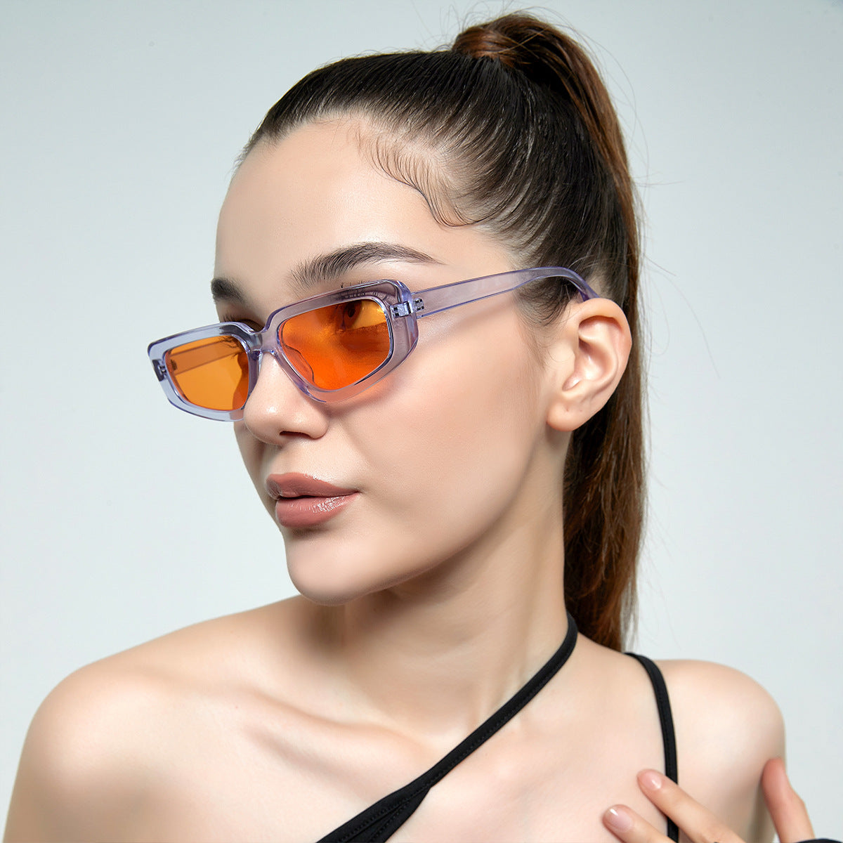 Damen modische quadratische Sonnenbrille mit modernem hochglänzendem Kunststoffrahmen Brehn