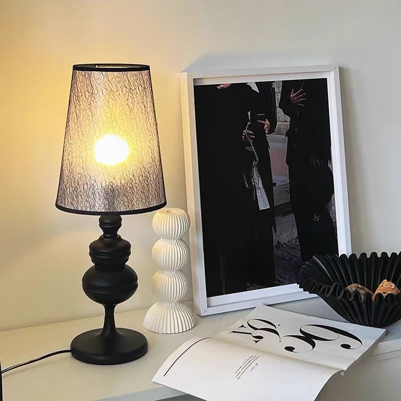 Schicke moderne Tischlampe