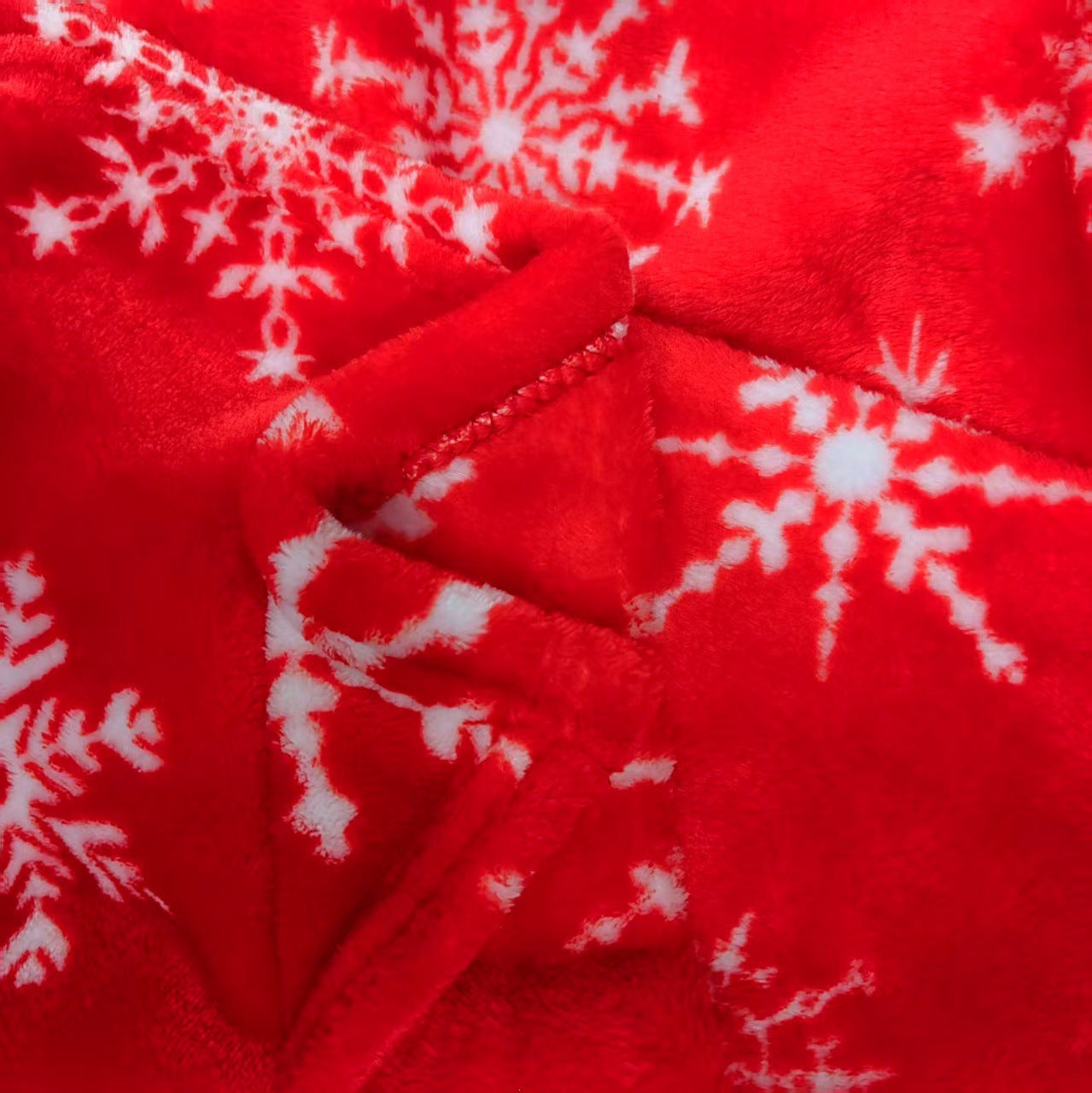 Gemütliche festliche Fleece-Decke
