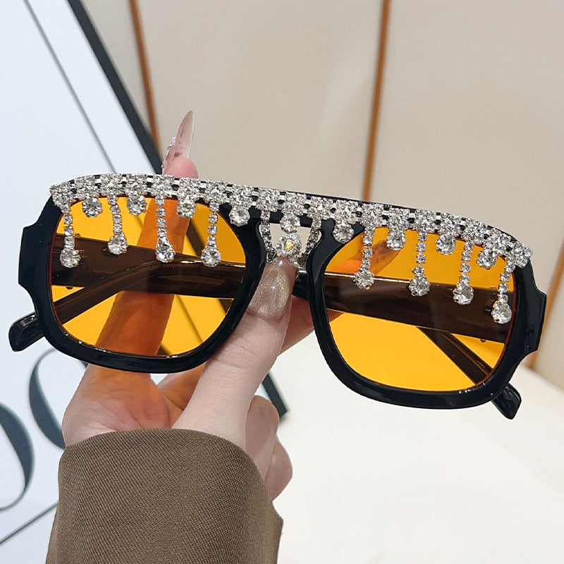 Glamouröse kristallverzierte Sonnenbrille Brehn