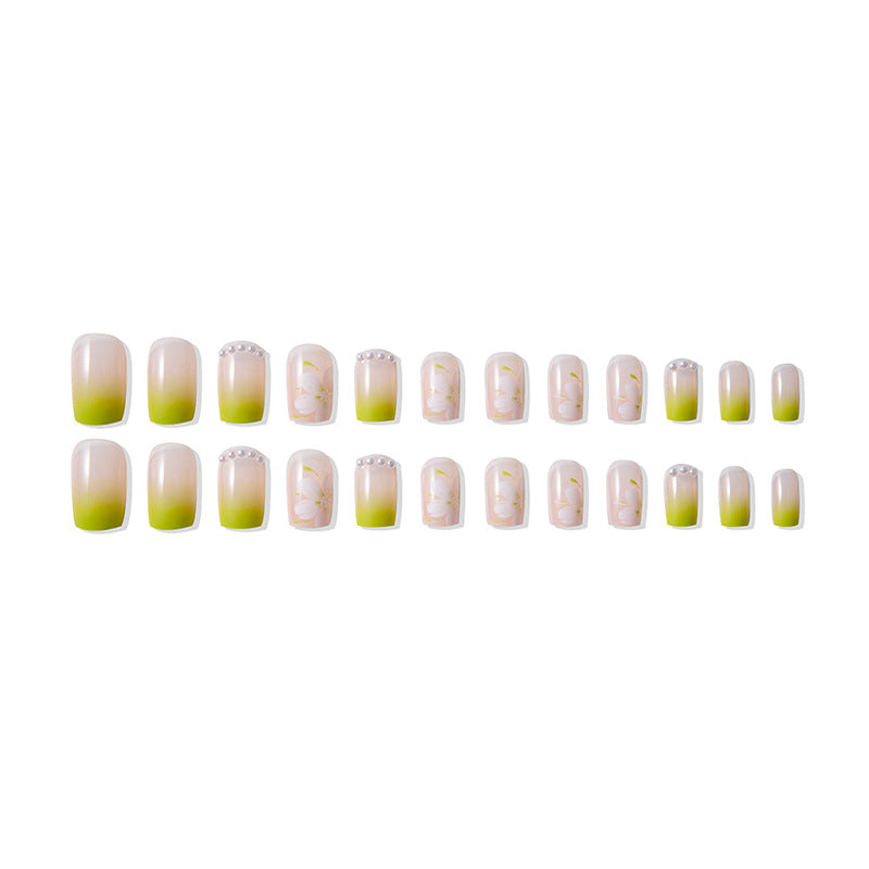 Florales Motiv Press-On Nagelkunst
