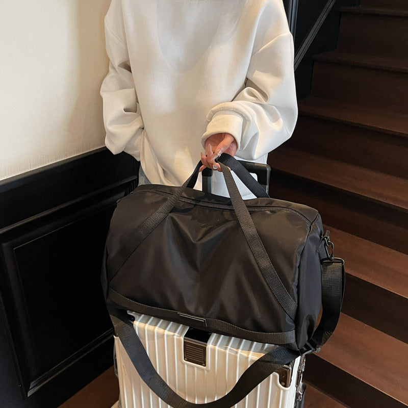 Vielseitige Sport-Duffel-Tasche mit Wasserabweisendem Material Brehn
