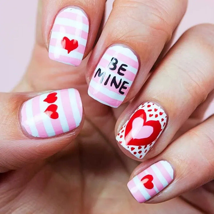 Romantische Herz-Themen Nagelkunst Brehn