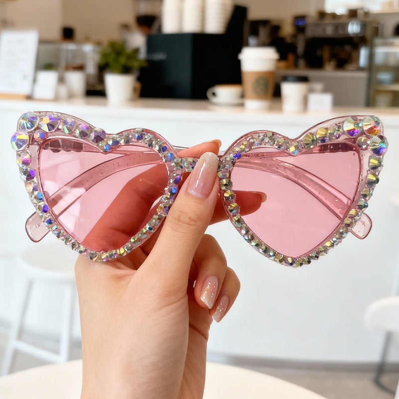 Rhinestone Herzförmige Sonnenbrille Brehn