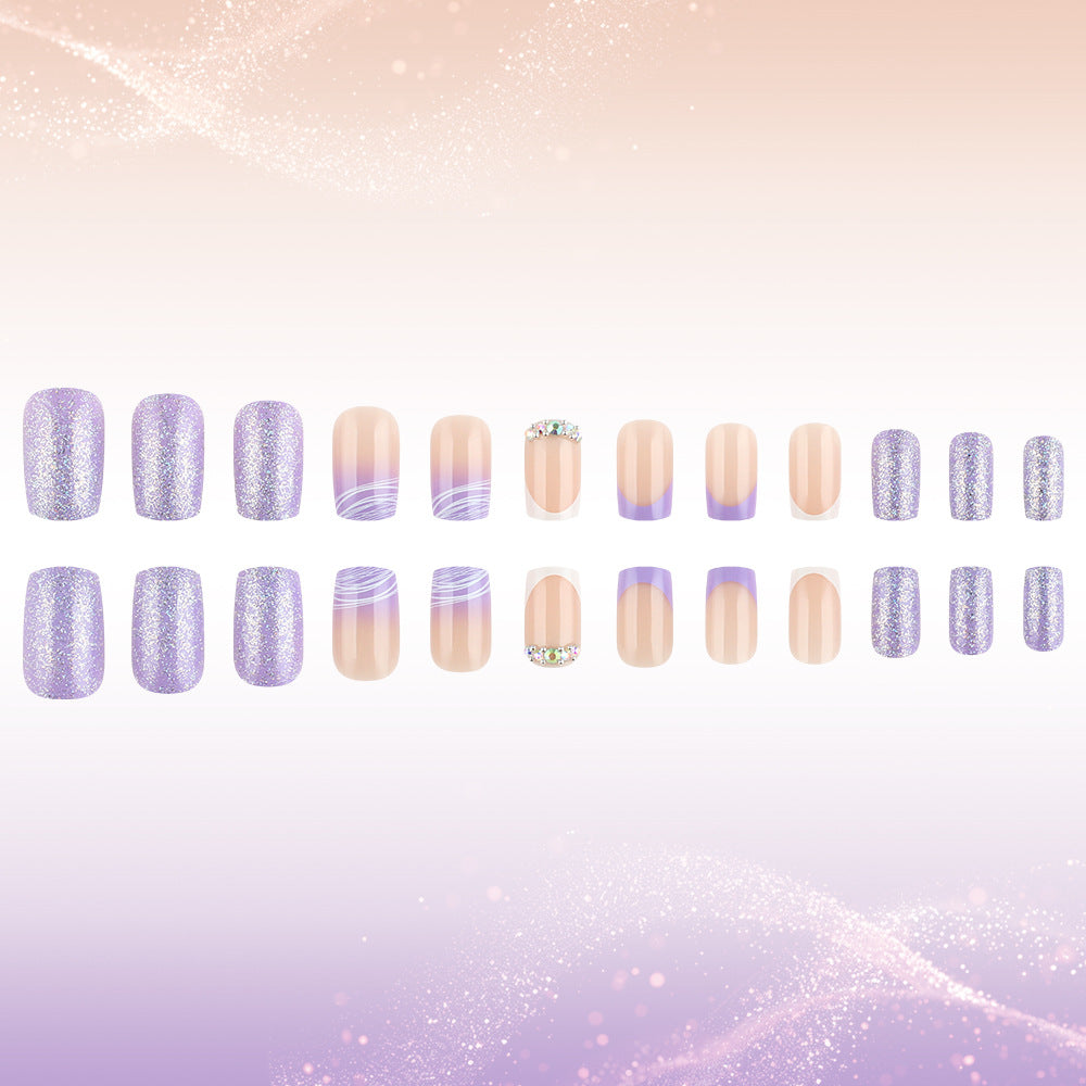 Elegantes Press-On-Nagelkunst-Set mit glamourösen Glitzerakzenten Brehn