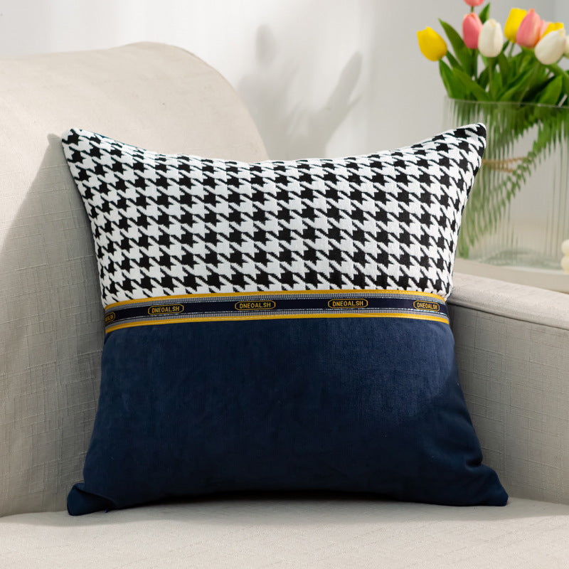Stylisches dekoratives Kissen