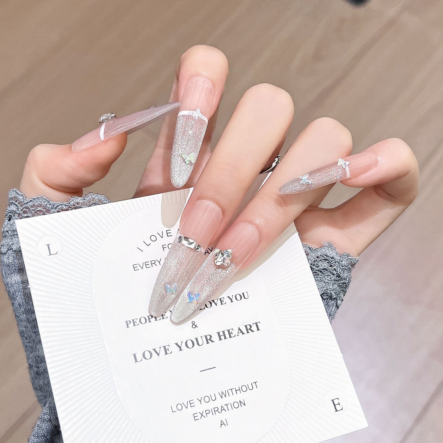 Artisanale Glitzernde Press-On Nagelverlängerungen Brehn