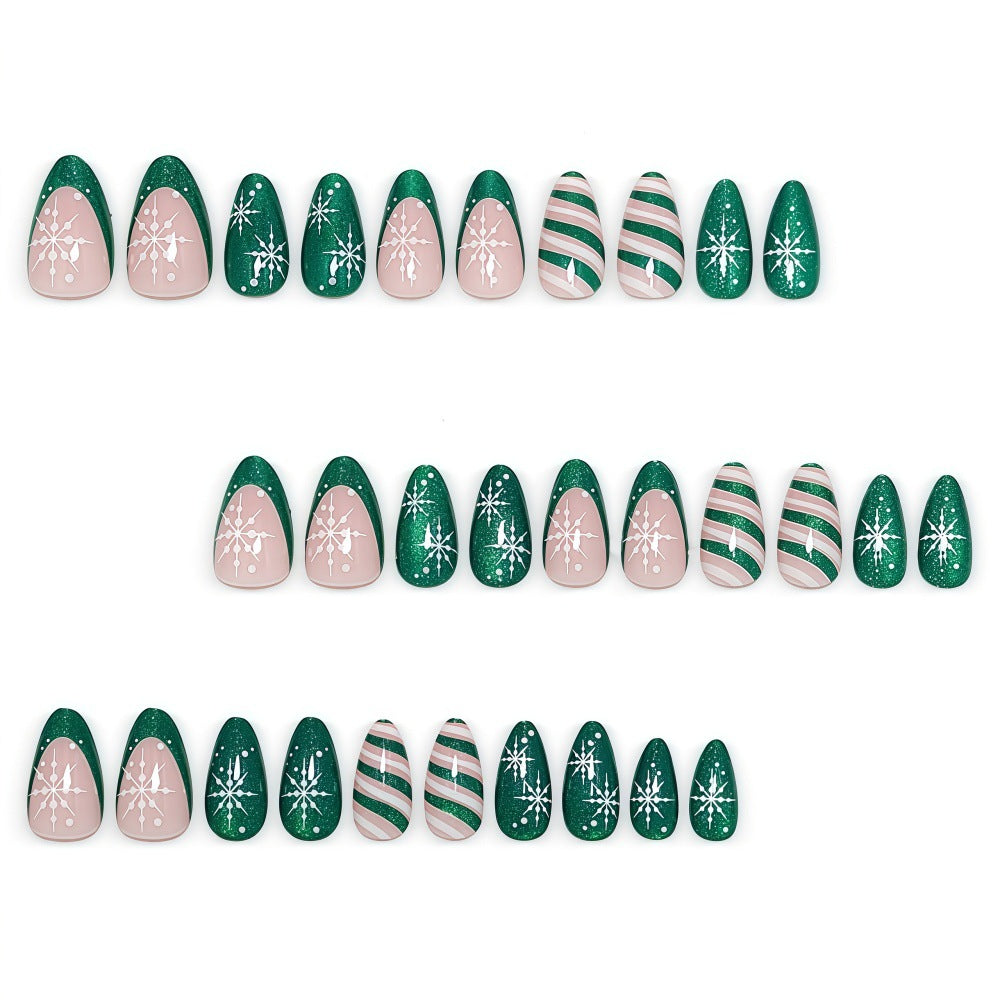 Kunstnagel-Set mit Elegantem Weihnachtsdesign Brehn