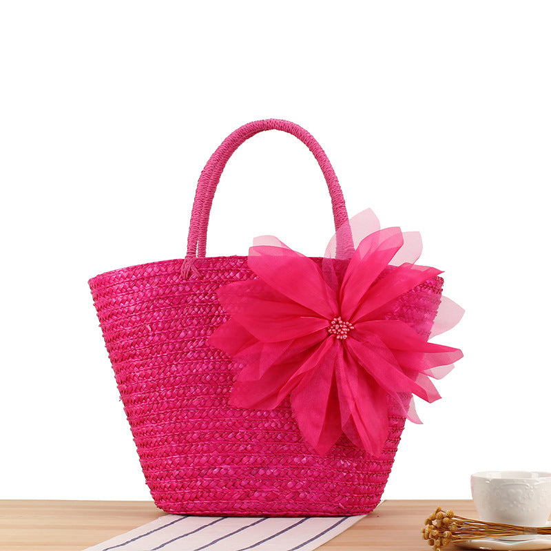 Elegante Strohtasche mit Floralen Akzenten Brehn