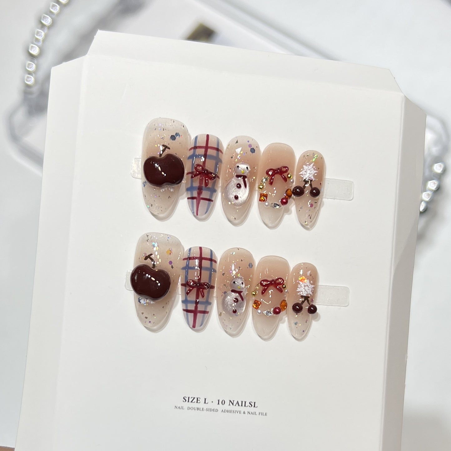 Themen Press-On Nagelkunstset mit Hello Kitty Designs Brehn