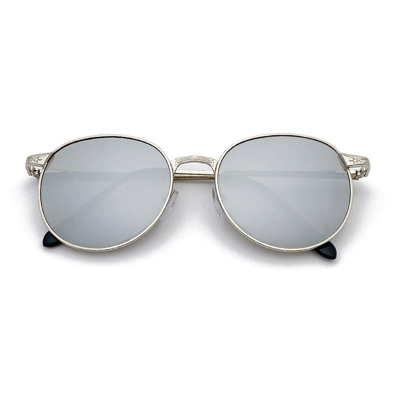 Modische Sonnenbrille mit Rundem Rahmen und Filigranem Design Brehn