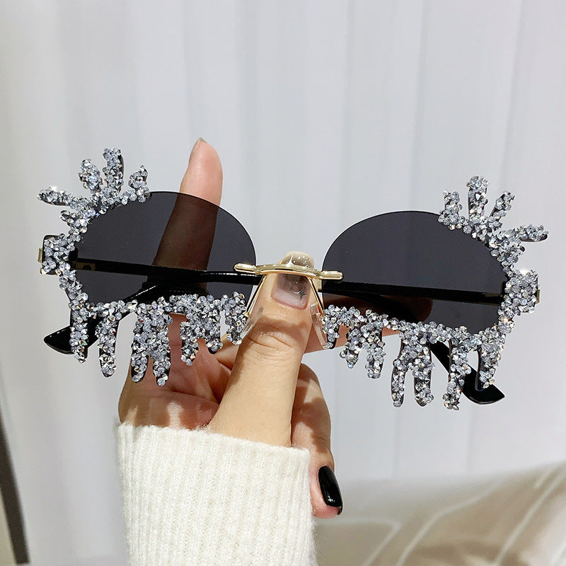 Damen Extravagante Sonnenbrille mit funkelnden Strassverzierungen Brehn