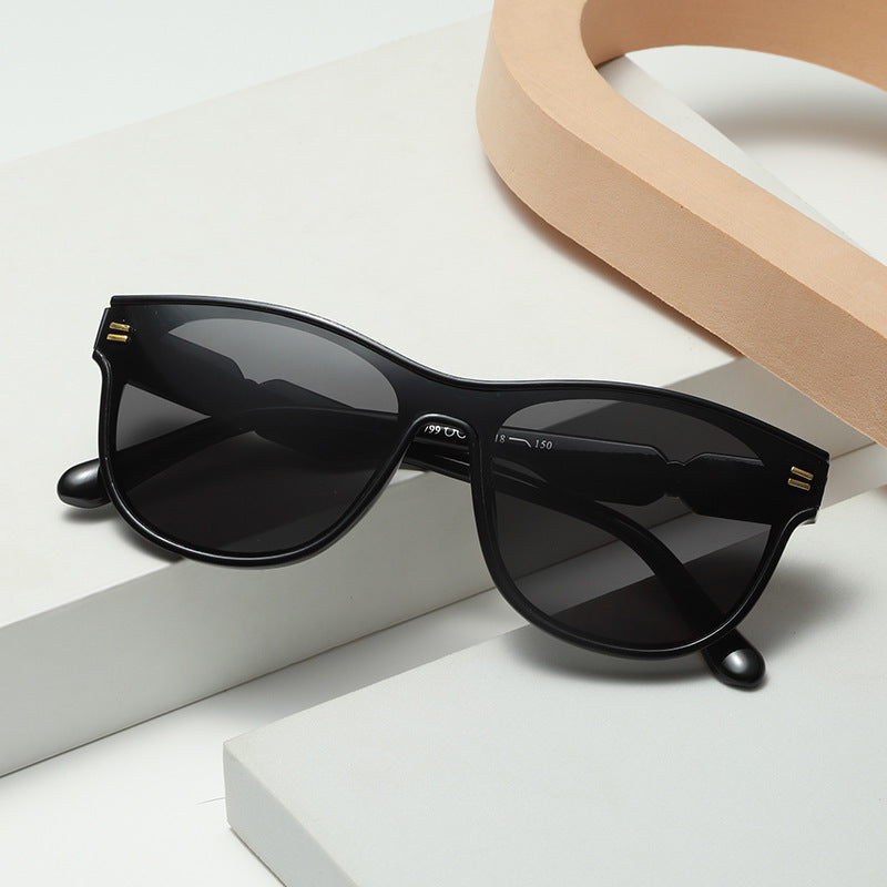 Damen modische Sonnenbrille mit einzigartigem Rahmen Brehn