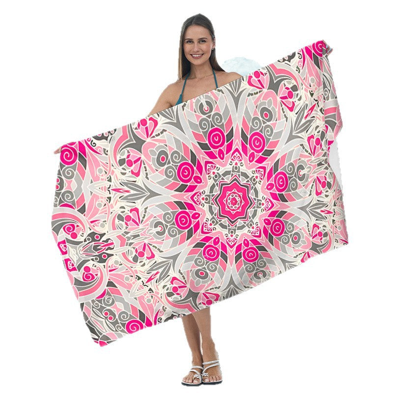 Strandtuch mit künstlerischem Mandala-Muster Brehn