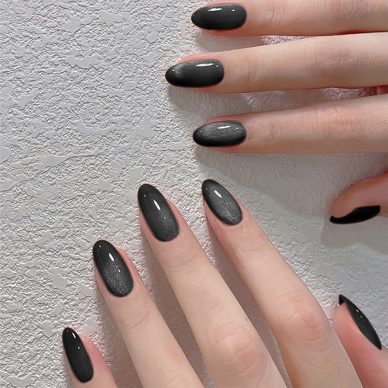 Kunstnagelset mit stilvollem Design Brehn
