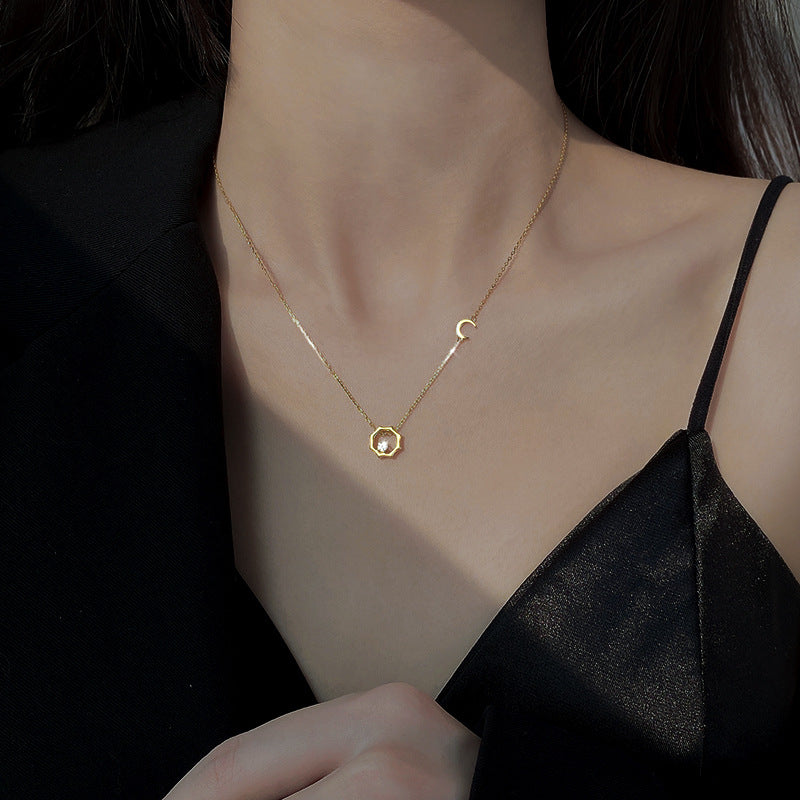 Elegantes geometrisches Anhänger-Halsband Brehn