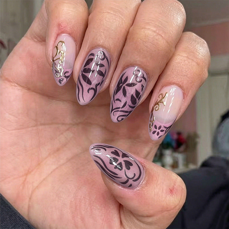 Ornamentale Nagelkunst Verlängerungen Brehn