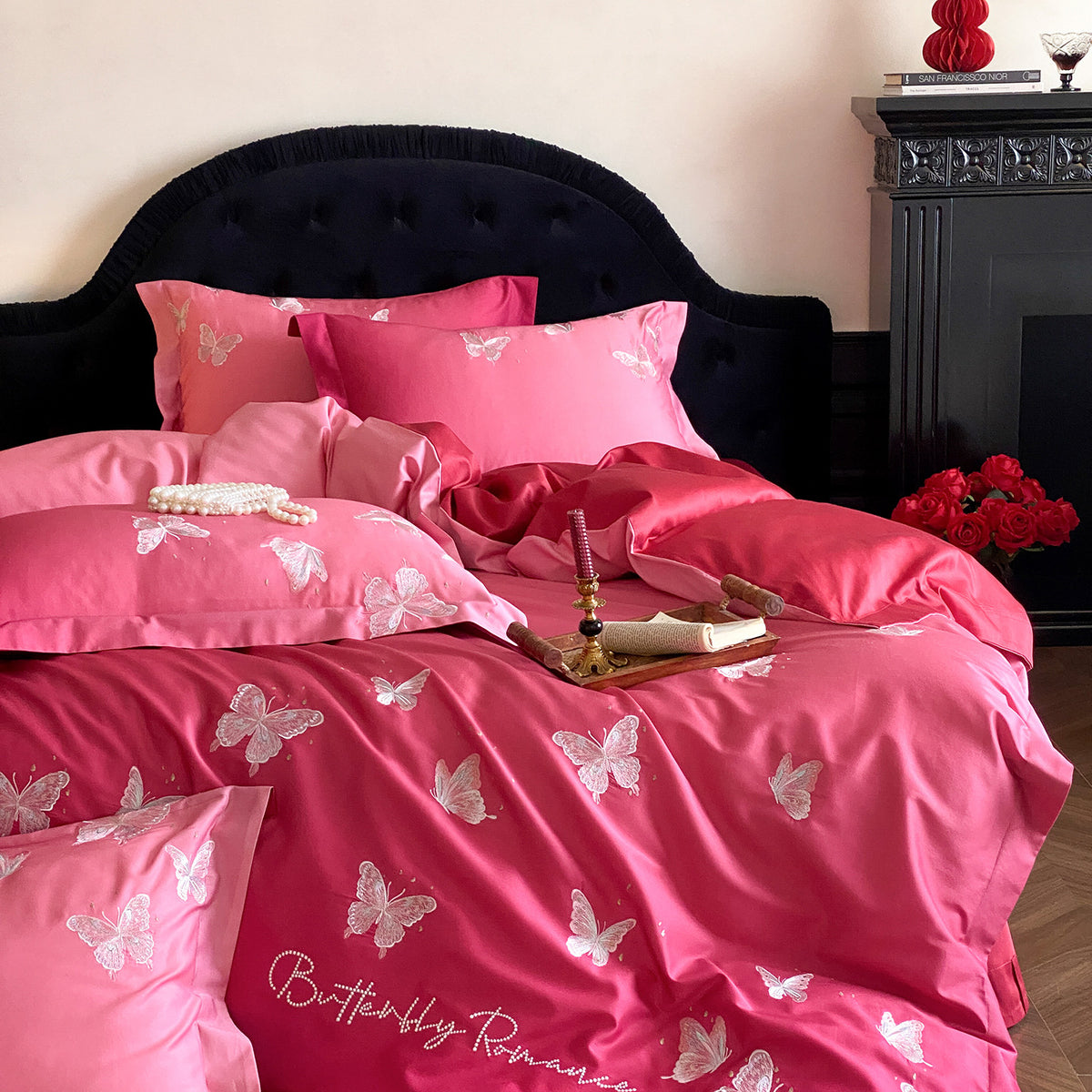 Luxus-Satin-Bettwäscheset mit bestickten Schmetterlingsapplikationen Brehn