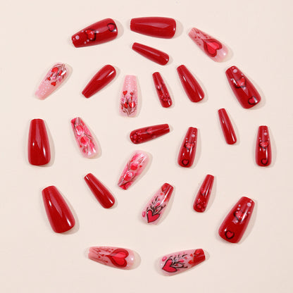 Romantische Blumenherz-Nagelkunstverlängerungen Brehn
