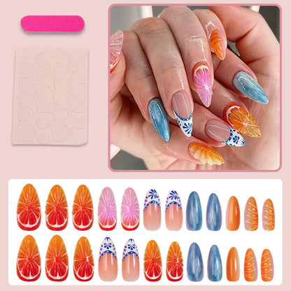 Kunstnagelset mit lebhaften Fruchtmotiven Brehn