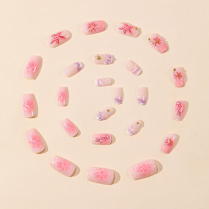 Künstlerische florale Acryl-Nail-Art-Verlängerungen Brehn