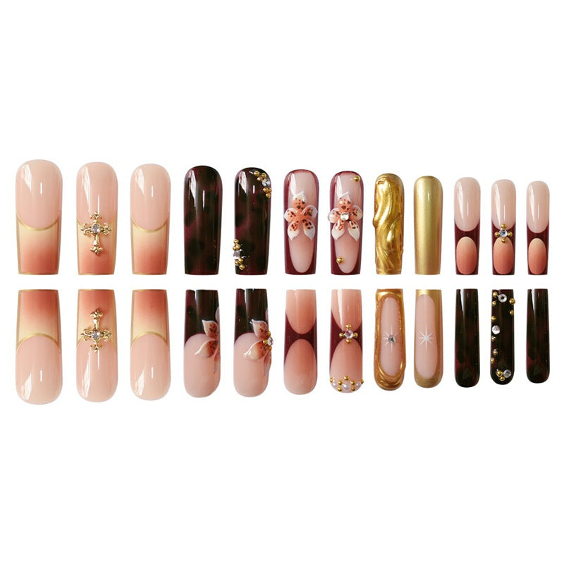 3D Blumen- und Edelstein Press-On Nagelset Brehn