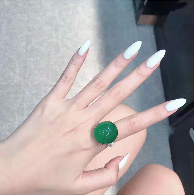 Stylischer Statement-Ring