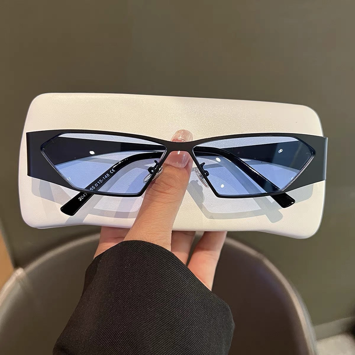 Designer Sonnenbrille mit Kantigem Rahmen Brehn