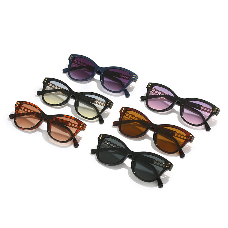 Damen modische Cat-Eye Sonnenbrille mit luxuriösen Kettenakzenten Brehn