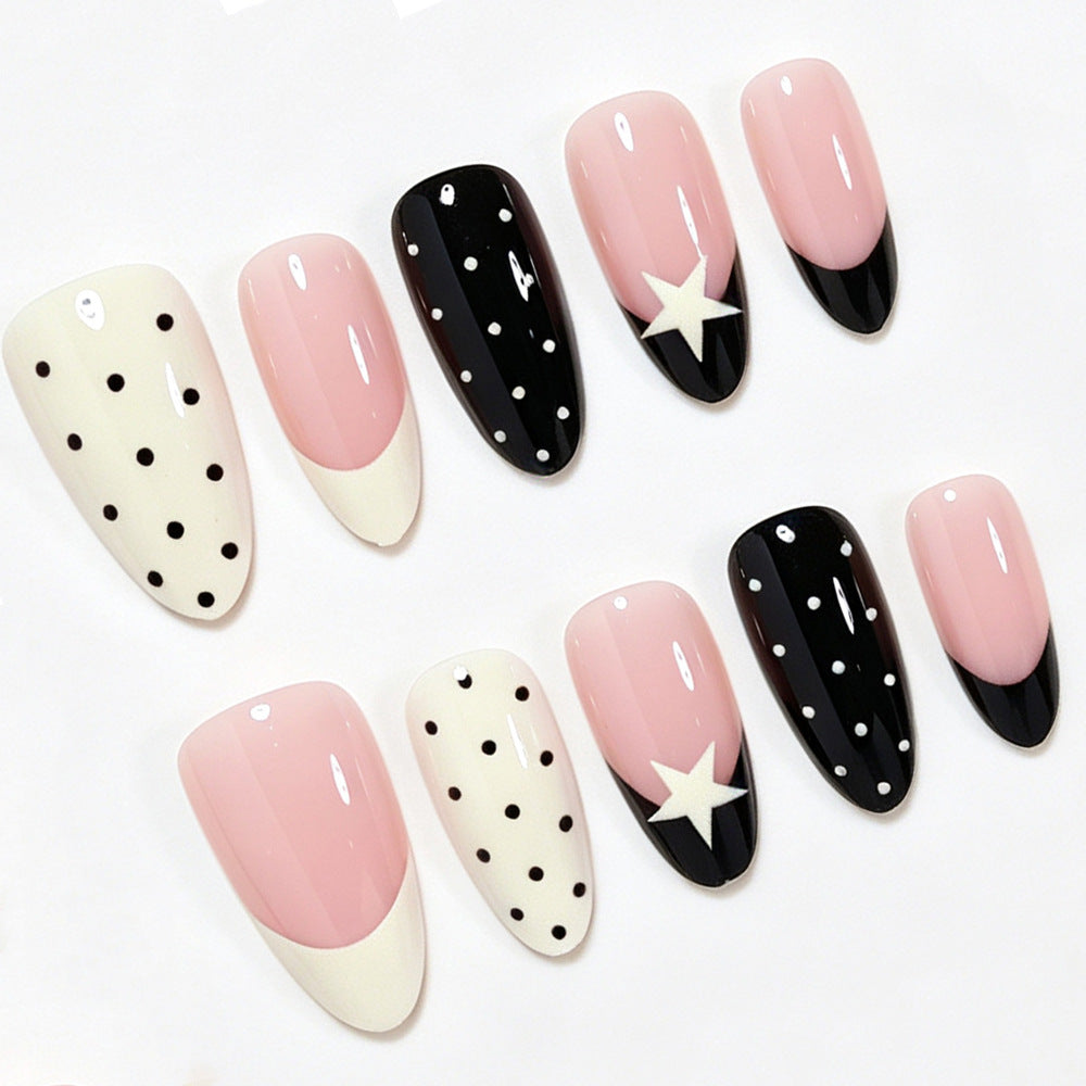 Dekoratives Press-On Nagelset Brehn