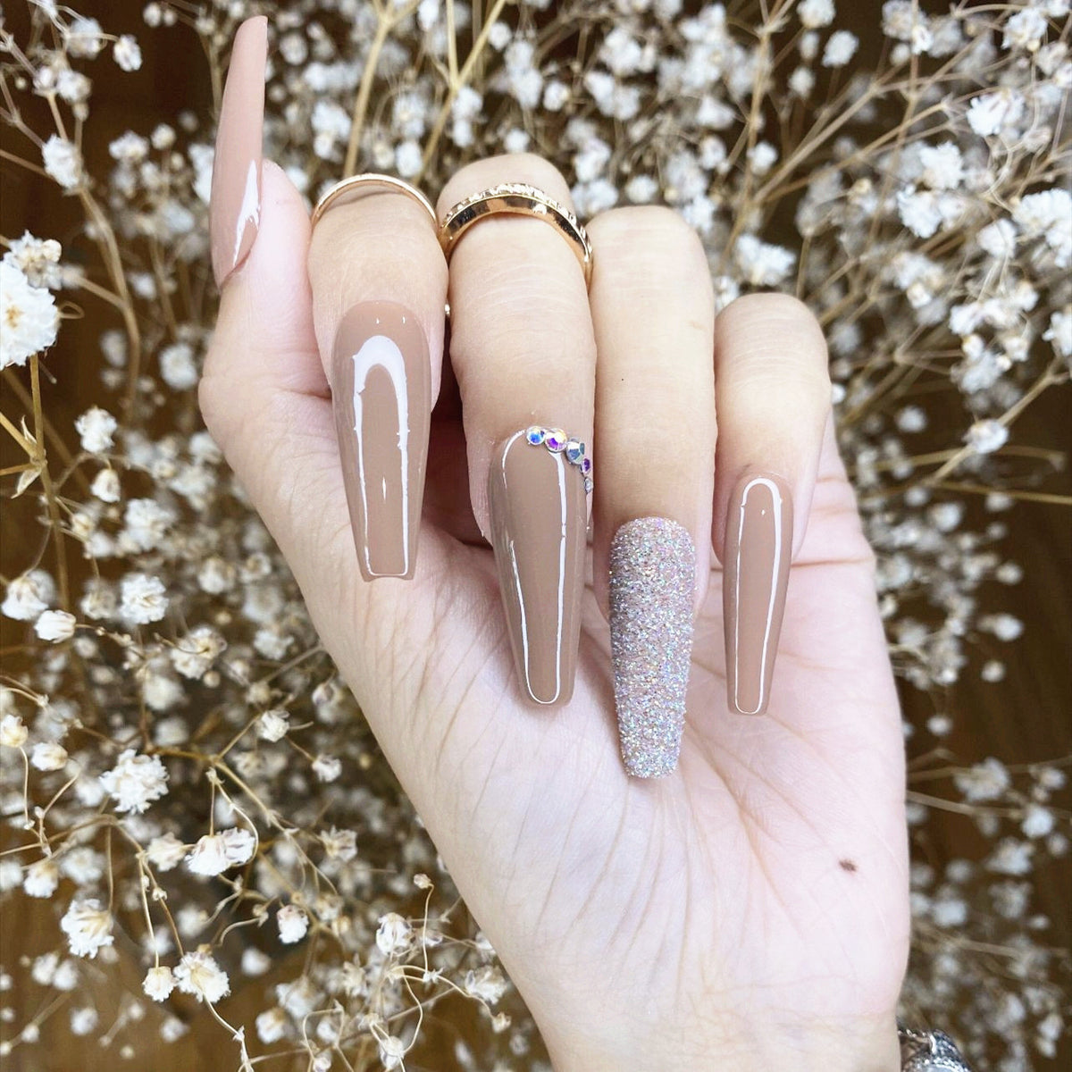 Stiletto Press-On Nagelset mit Strassakzenten